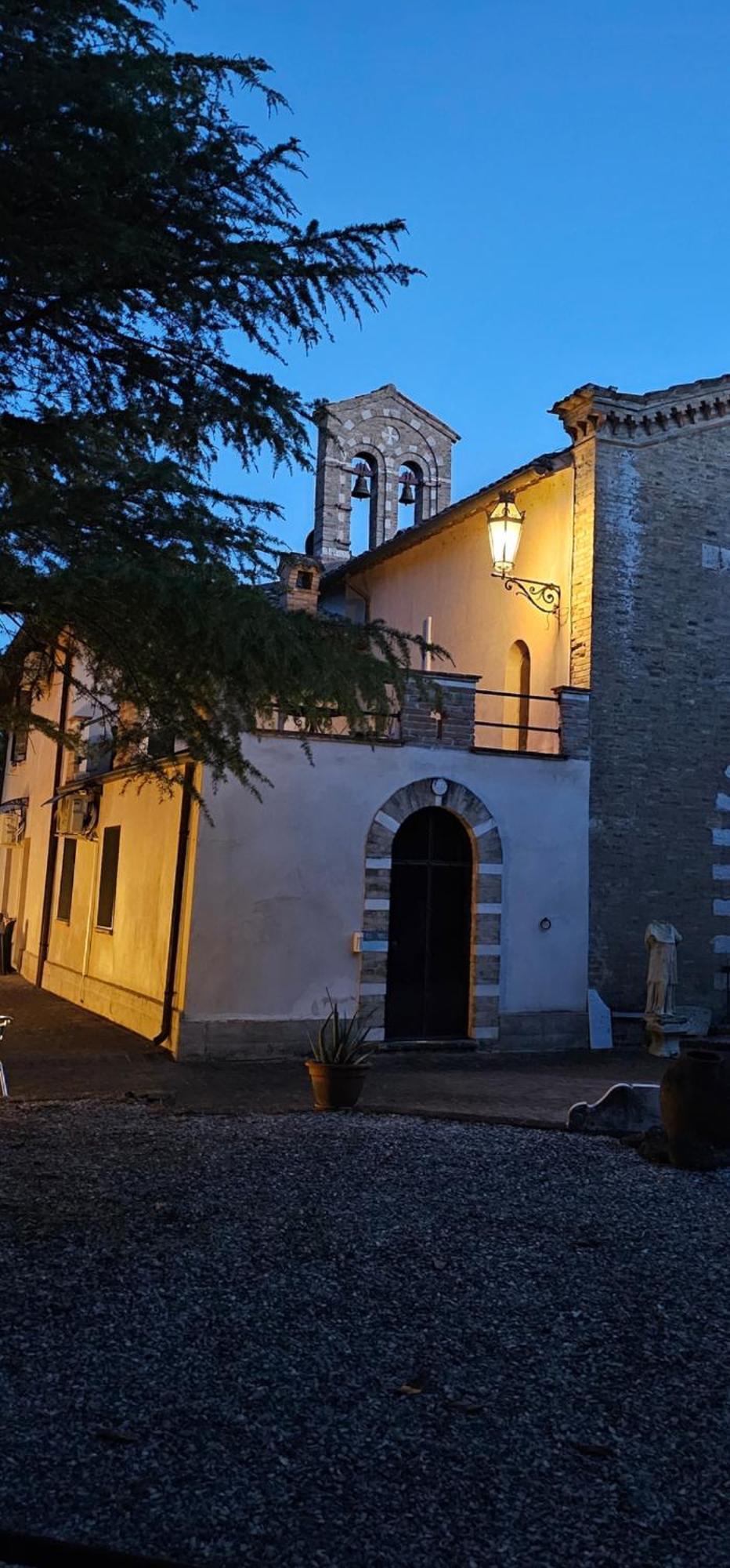 Convento Di San Martino In Crocicchio Hotel Urbino Luaran gambar